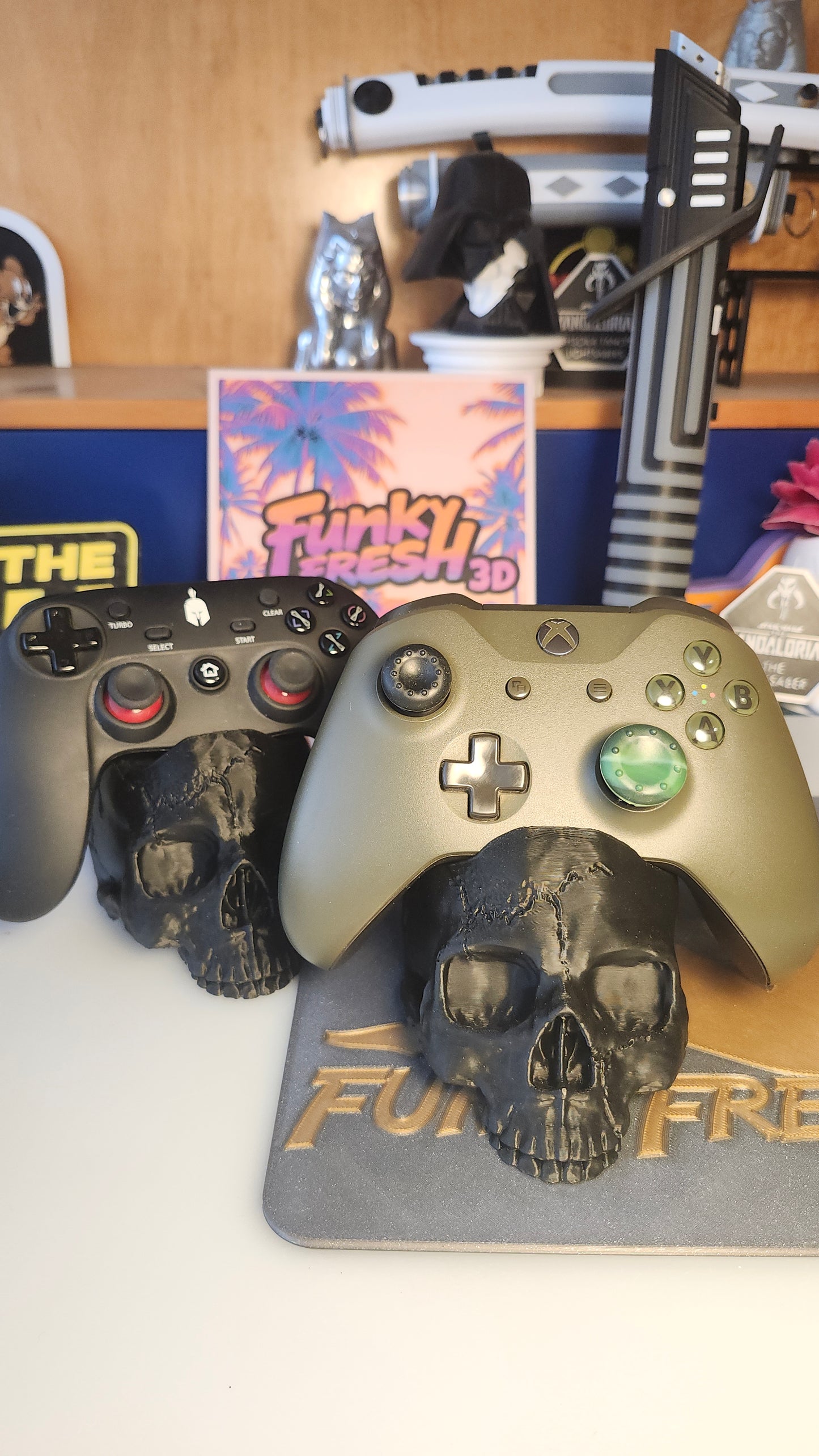 Skull Xbox Controller Stand