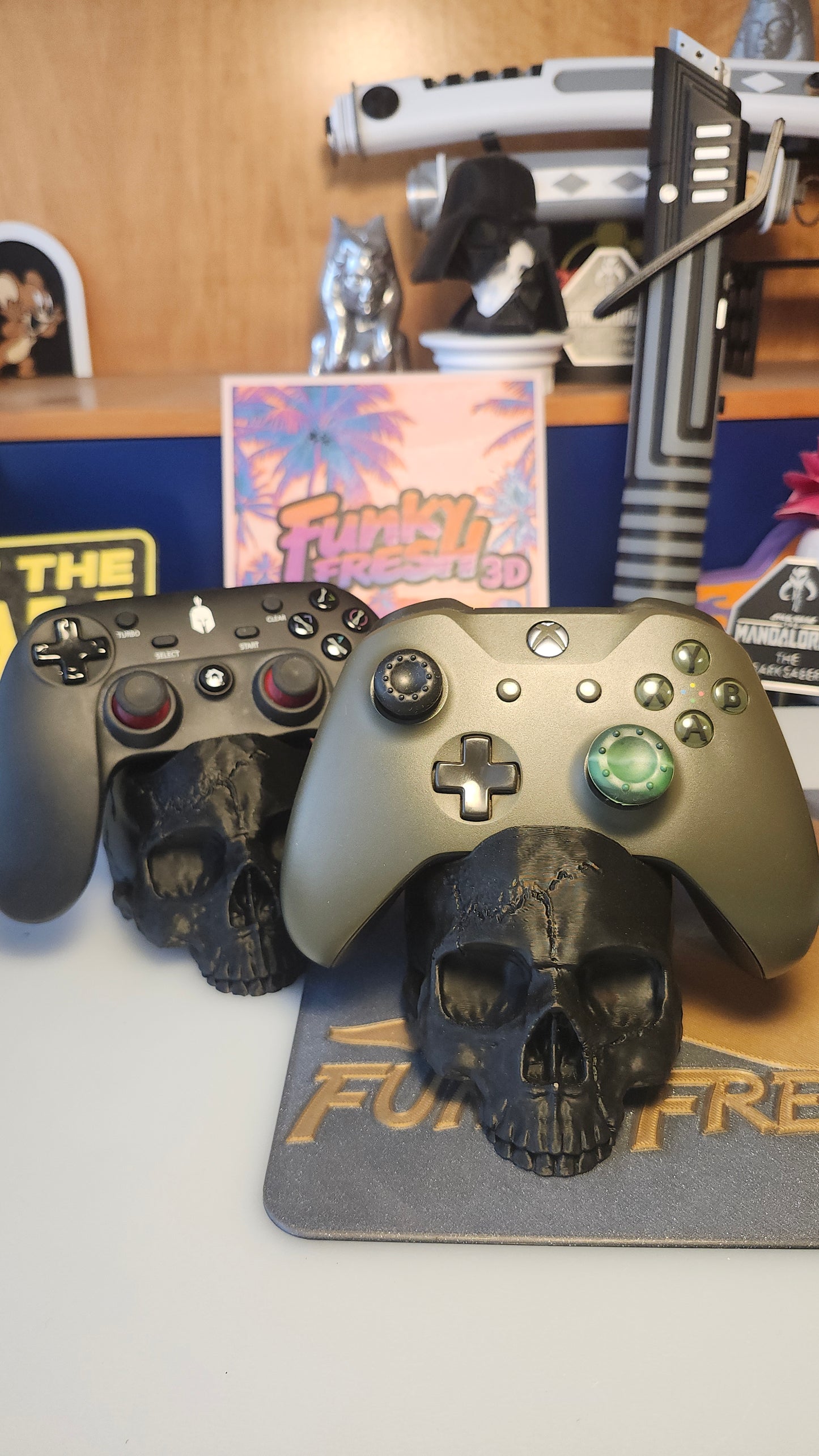 Skull Xbox Controller Stand