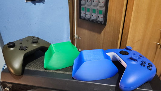 Xbox controller stand