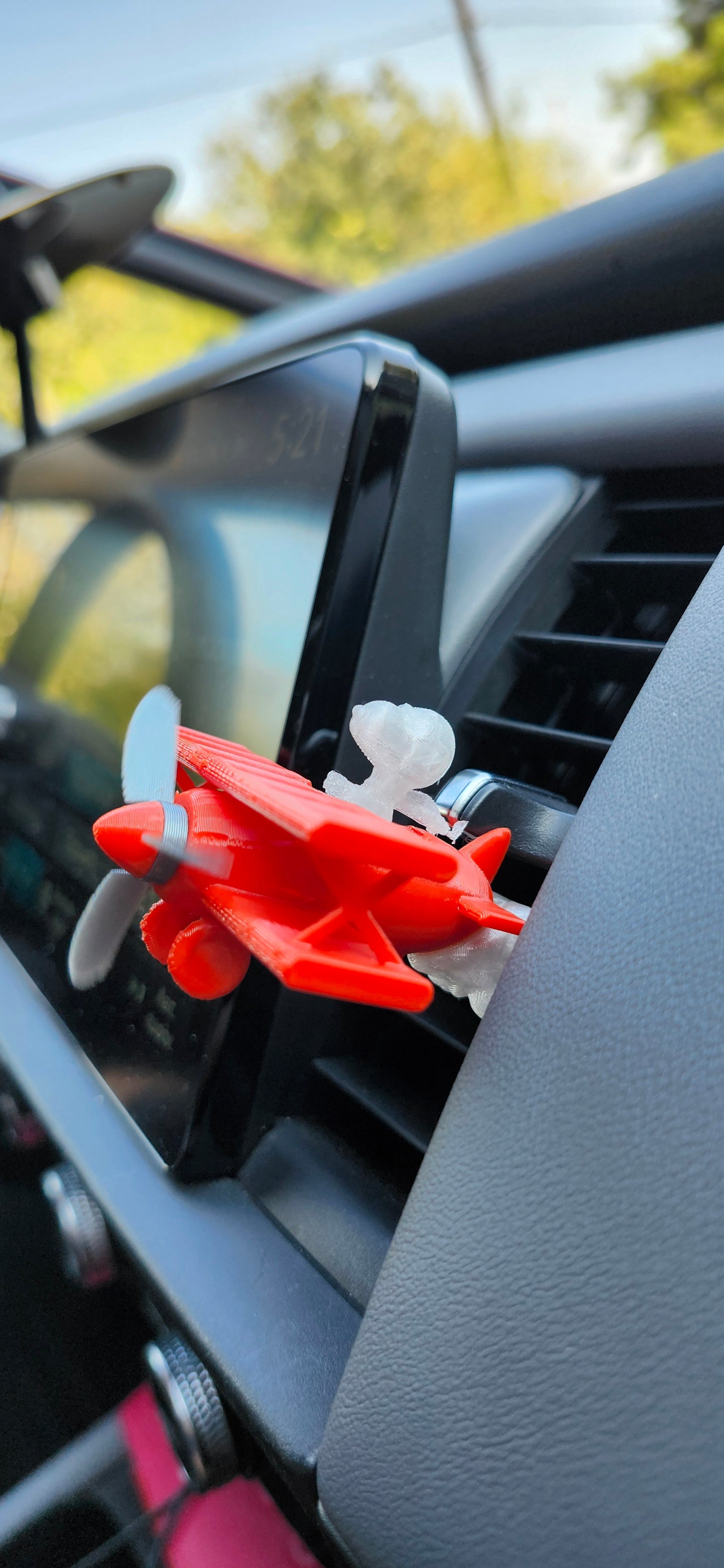 Pilot snoopy car air freshener